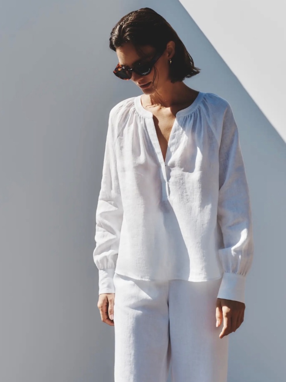 100% linen white button down shirt with Bishop sleeves (Banana Republic) Size M